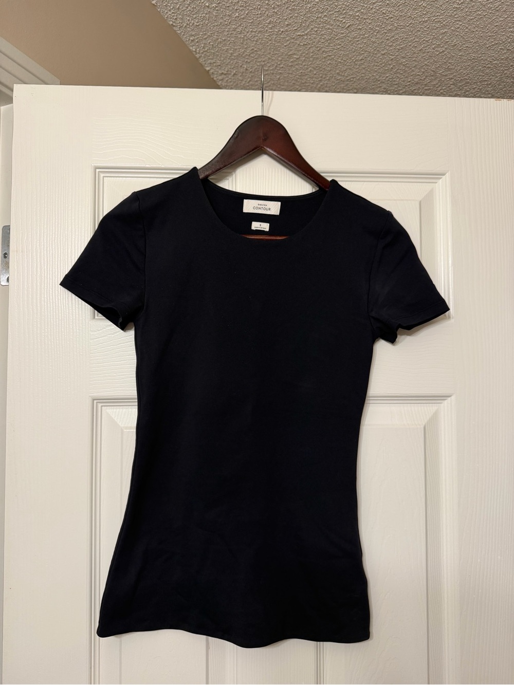 Babaton Black Short Sleeve Crewneck Tee